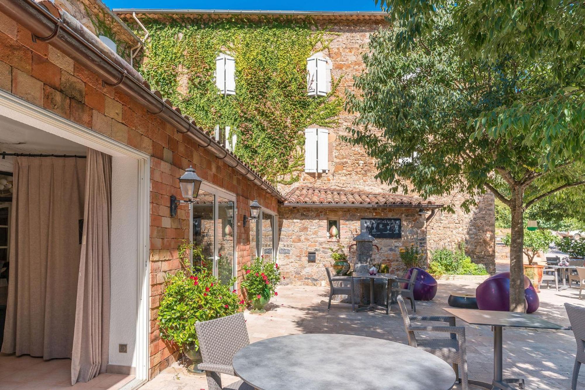 Logis Hotel Restaurant Le Pradinas Anduze Exterior photo