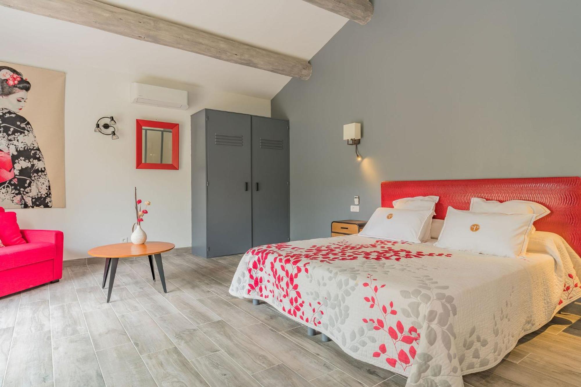 Logis Hotel Restaurant Le Pradinas Anduze Exterior photo
