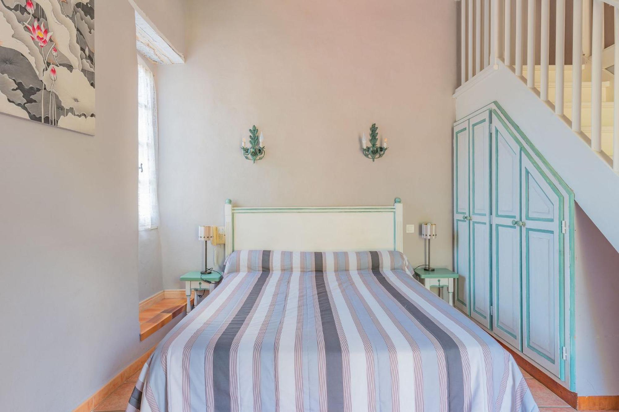 Logis Hotel Restaurant Le Pradinas Anduze Room photo