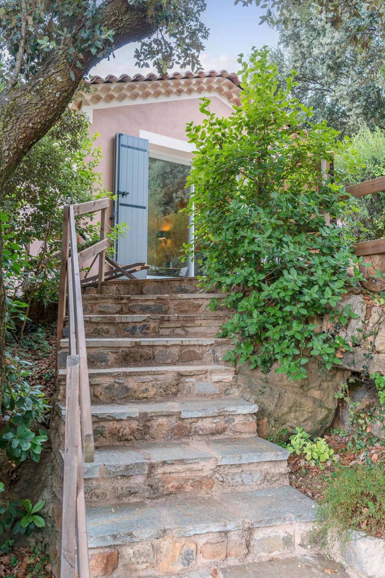 Logis Hotel Restaurant Le Pradinas Anduze Room photo